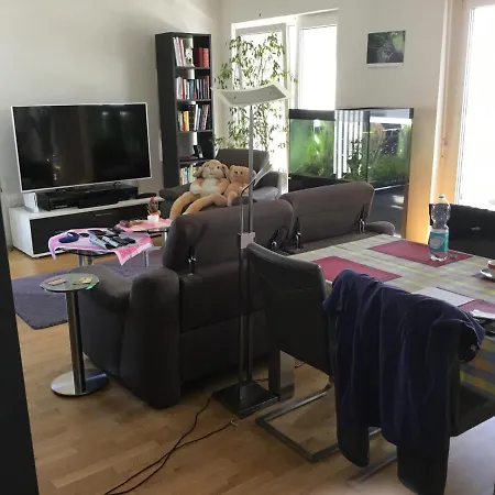 Biete Ubernachtung Mit Fruhstuck Homestay Munich